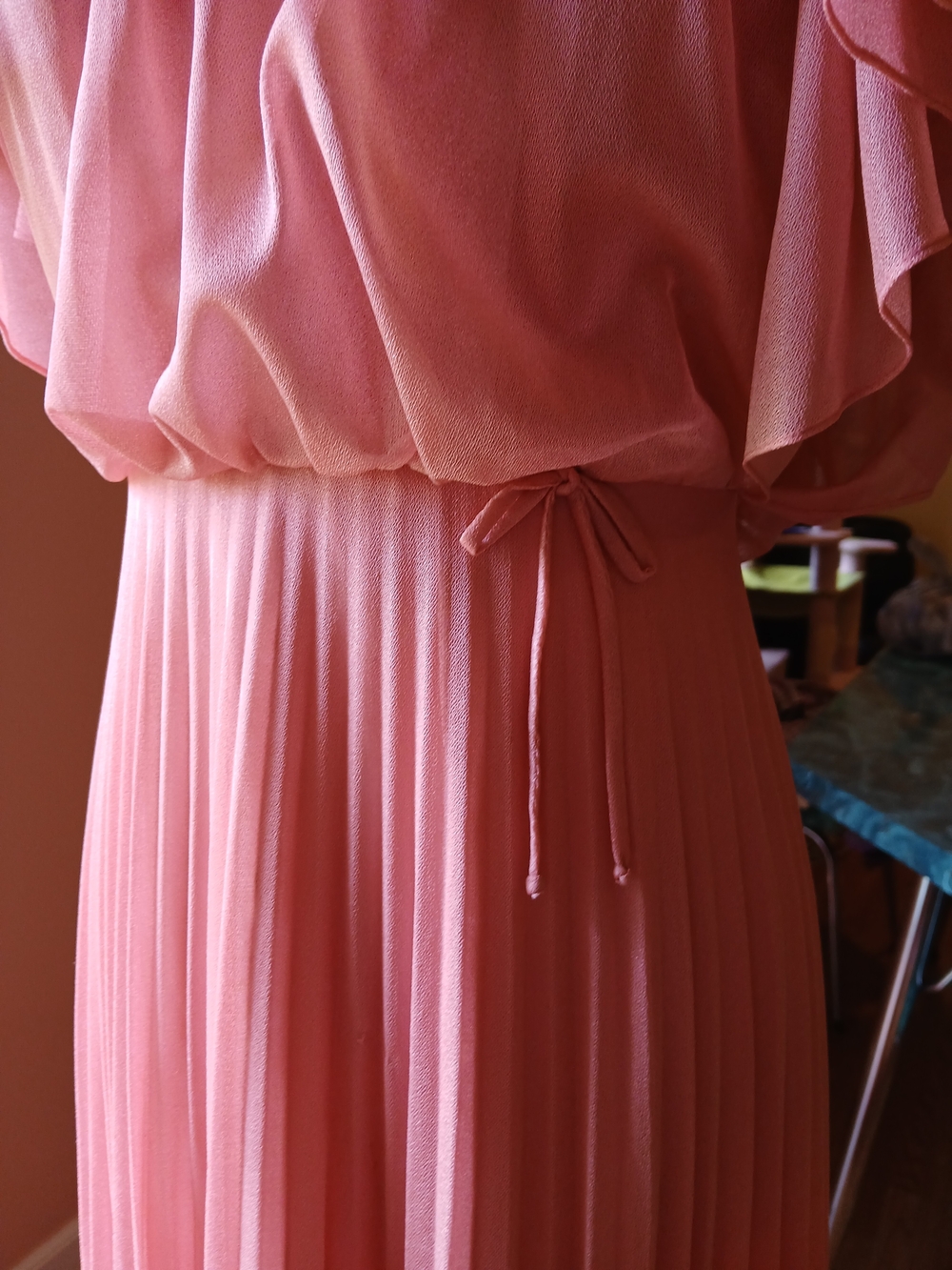 1970s Women's Pink Pleated Chiffon Flutter-Sleeve Dress-Disco Dancing Queen Gown